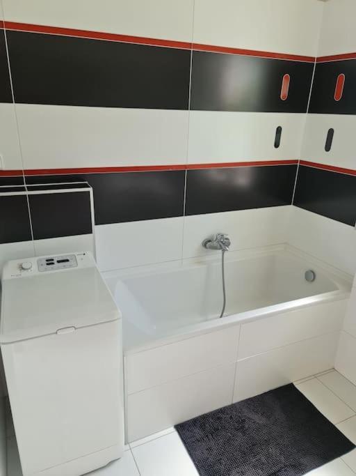 Comfortable Apartment! Praga Exterior foto